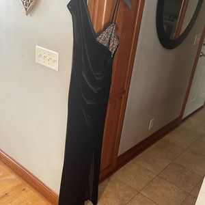 NWOT black velvety gown size large